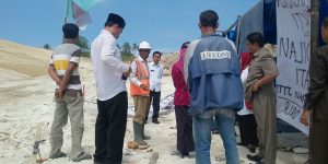 Suasana Komisi A Dewan Perwakilan Rakyat Daerah (DPRD) Kabupaten Lampung Selatan, saat melakukan Monitoring terkait Ganti Rugi Tanah terkait Jalan Tol di Dusun Cilamaya Desa kenyayan Kecamatan Bakauheni