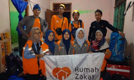 Reawalan Rumah Zakat Lampung saat akan berangkat pada kloter kedua